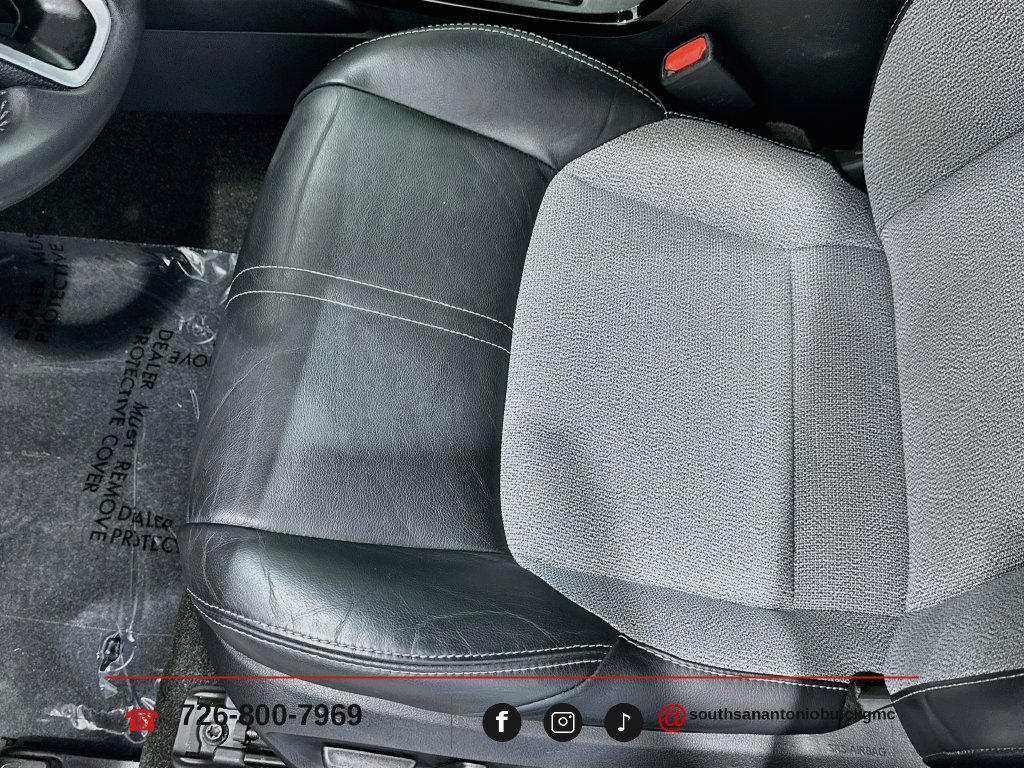 Used 2025 Toyota Corolla XSE FWD image 20