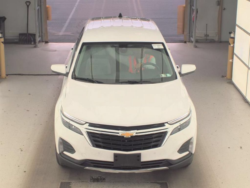 Used 2022 Chevrolet Equinox LT AWD/4WD image 2