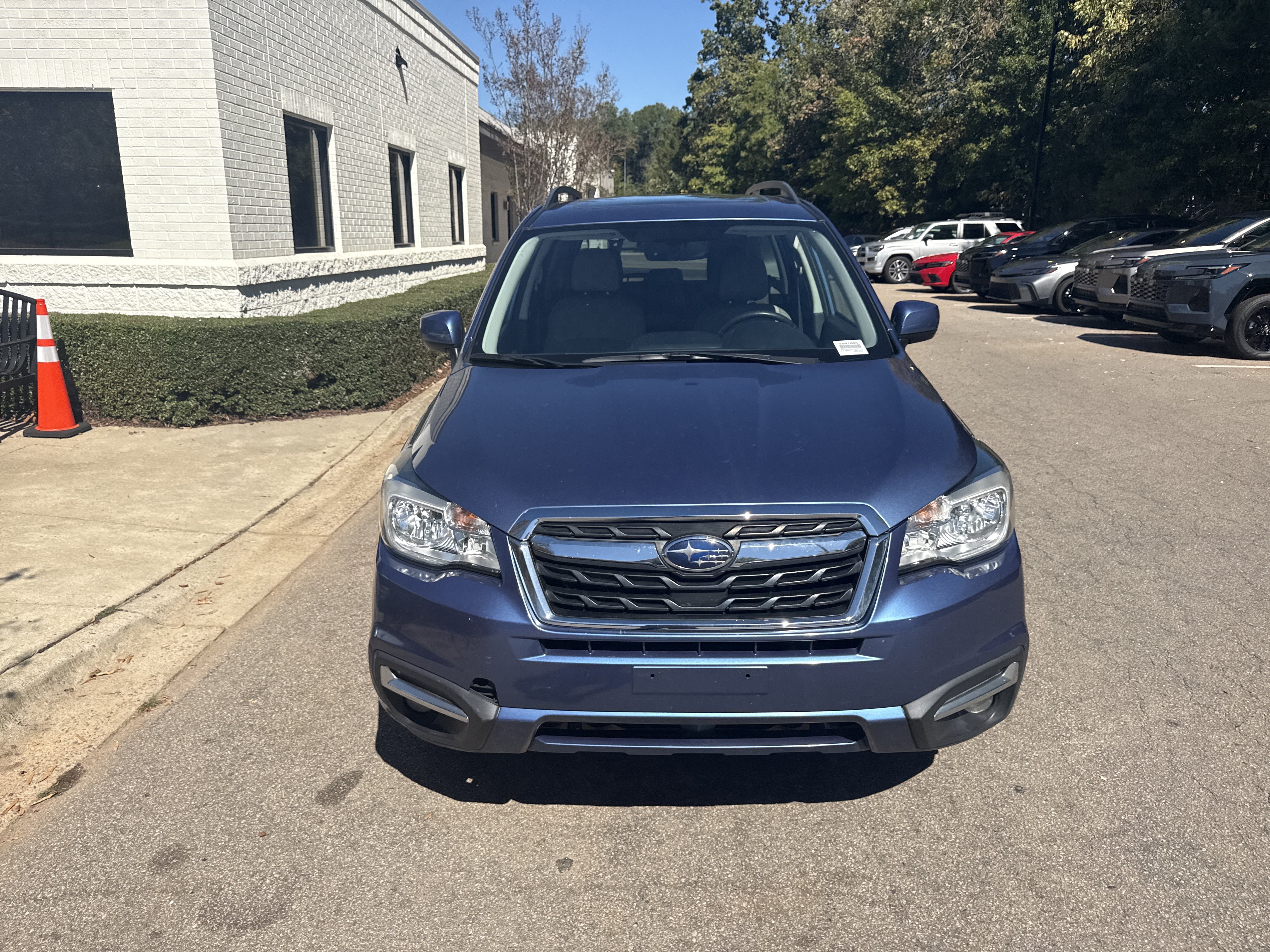 Used 2018 Subaru Forester 2.5i Limited AWD/4WD image 3