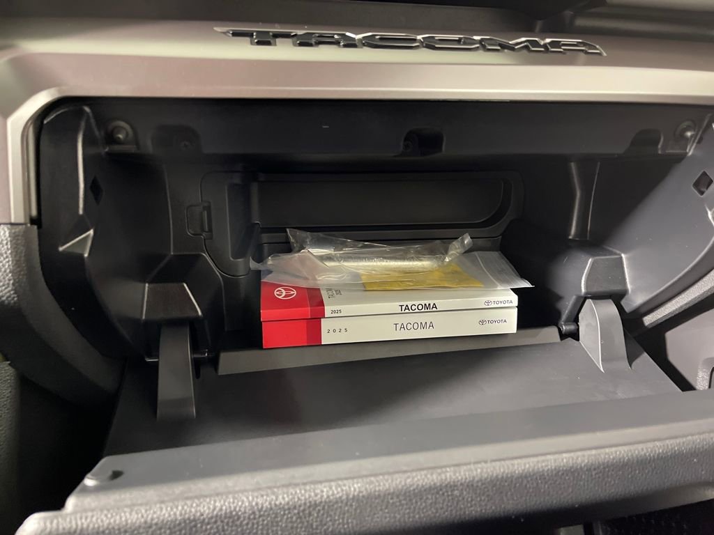 Certified 2025 Toyota Tacoma 4x4 Double Cab Hybrid image 25