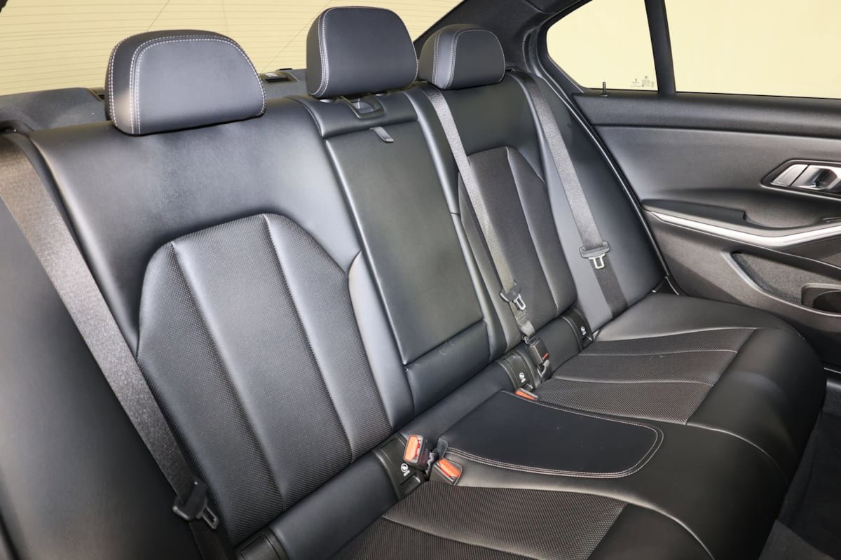 Used 2023 BMW 330e w/ M Sport Package RWD image 34
