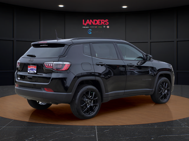 New 2026 Jeep Compass Latitude AWD/4WD image 4