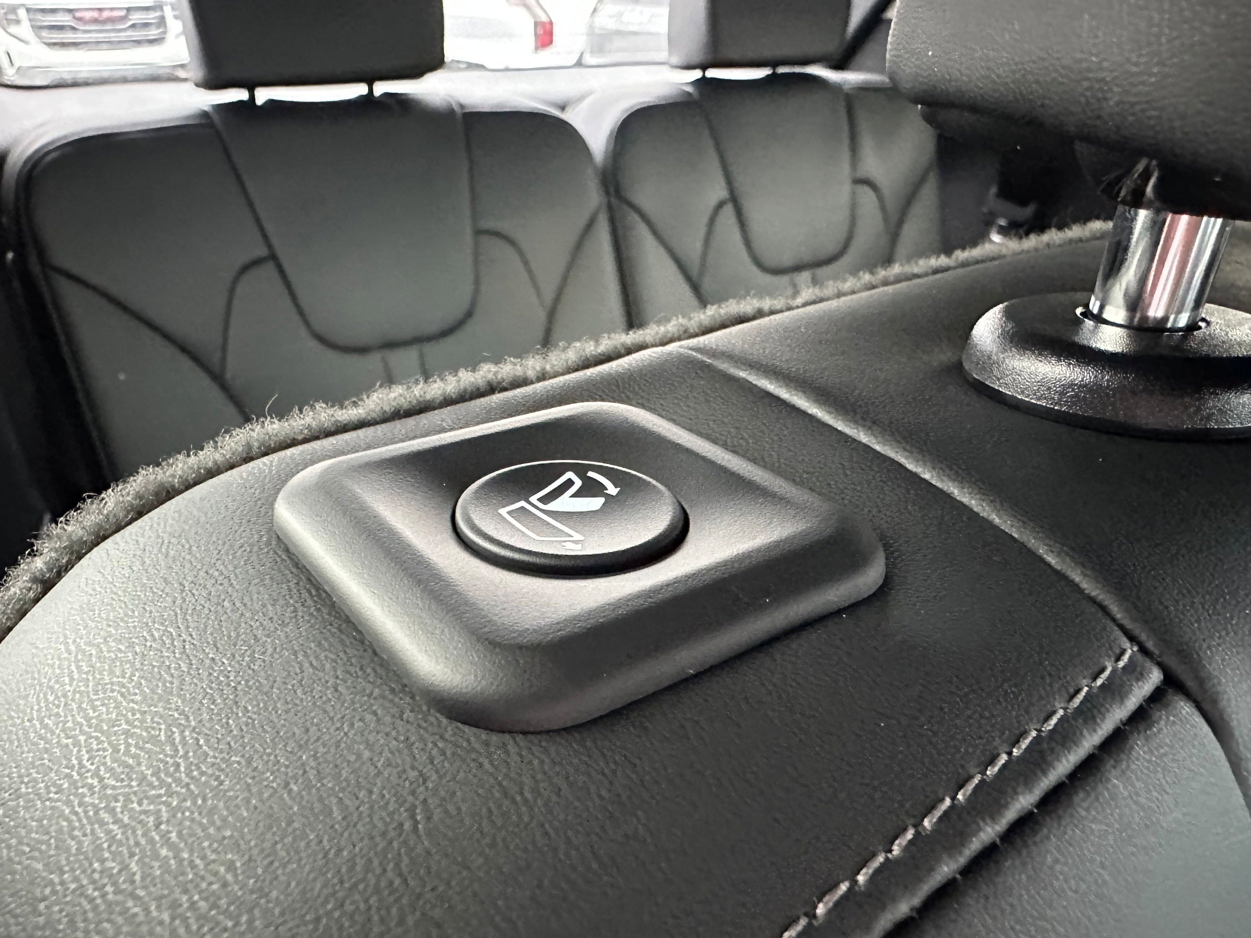 New 2026 Kia Sorento EX image 21