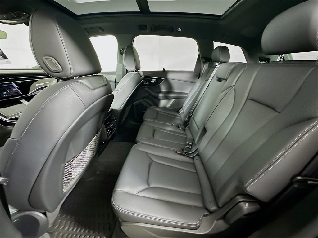 New 2026 Audi Q7 3.0T Premium Plus image 4