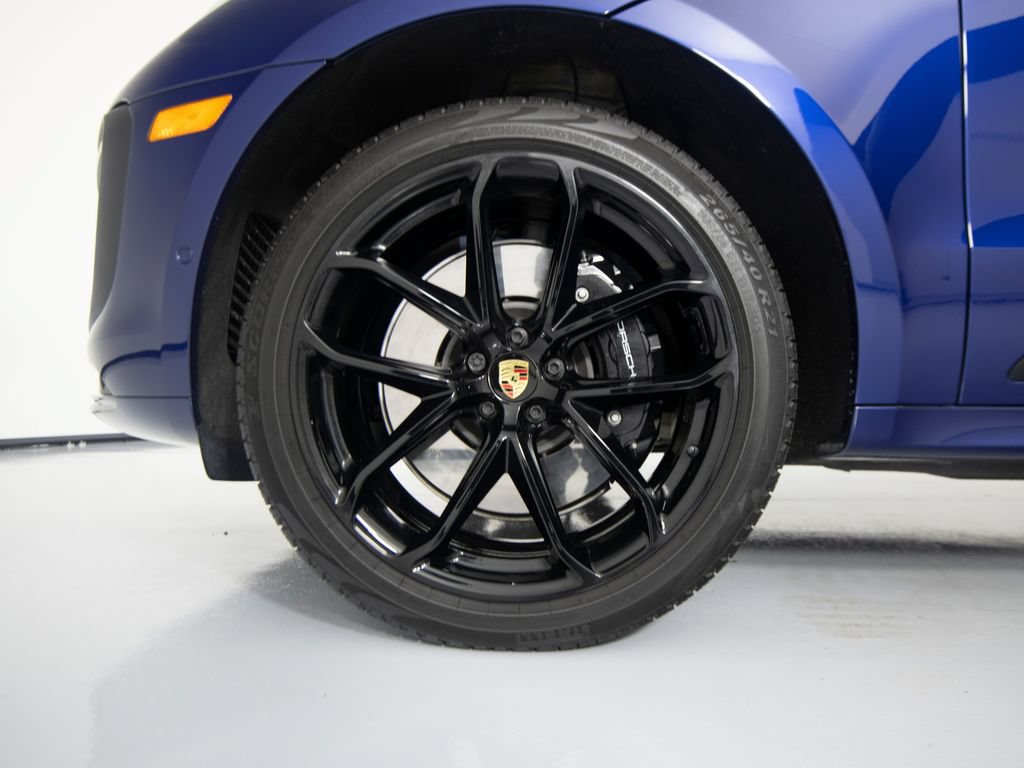 Certified 2025 Porsche Macan GTS AWD/4WD image 14