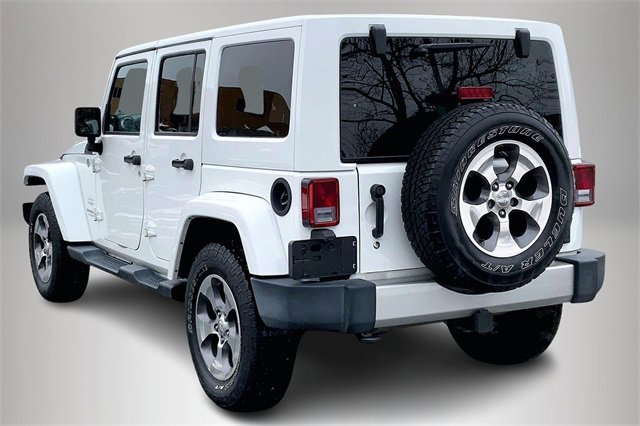 Used 2017 Jeep Wrangler Unlimited Sahara w/ Dual Top Group image 9