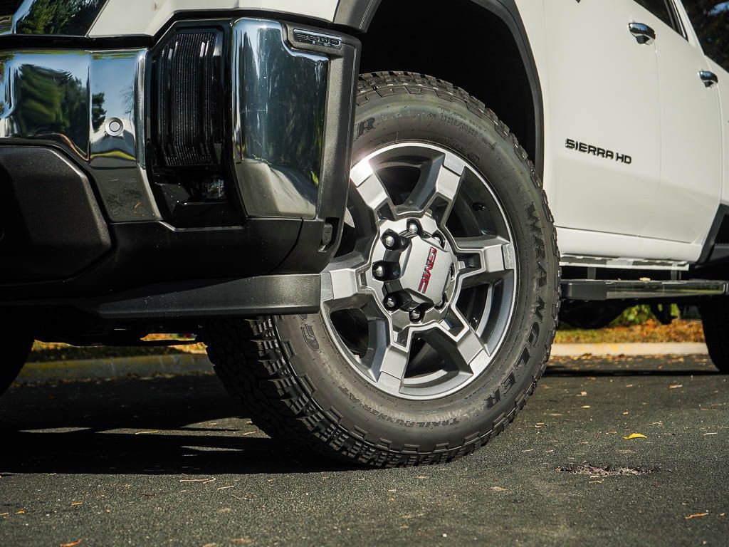 New 2026 GMC Sierra 3500 SLT w/ SLT Premium Package image 6