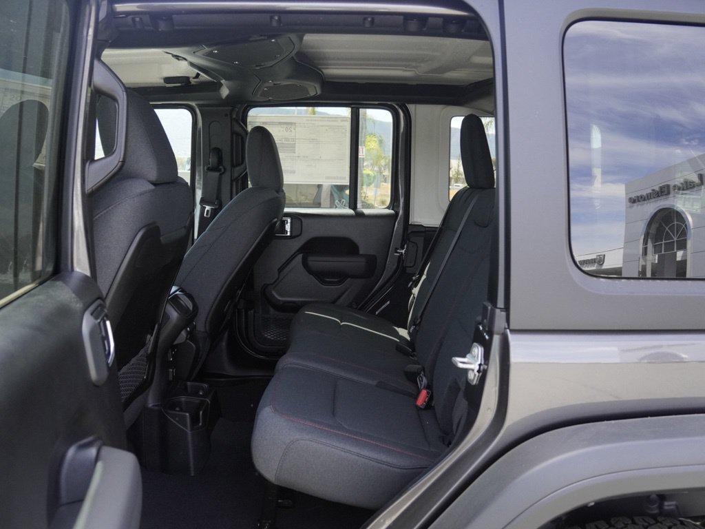 New 2026 Jeep Wrangler Unlimited Rubicon AWD/4WD image 22