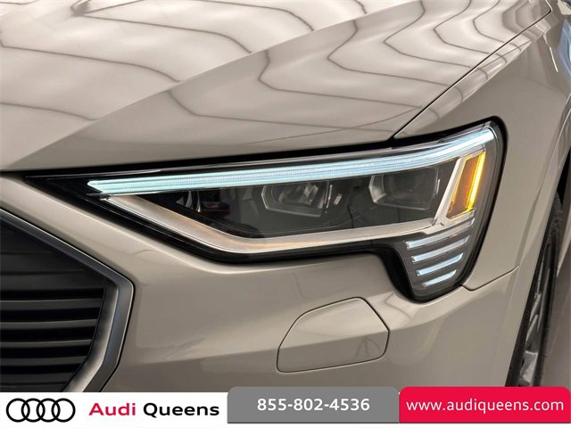 Certified 2022 Audi e-tron Premium image 7