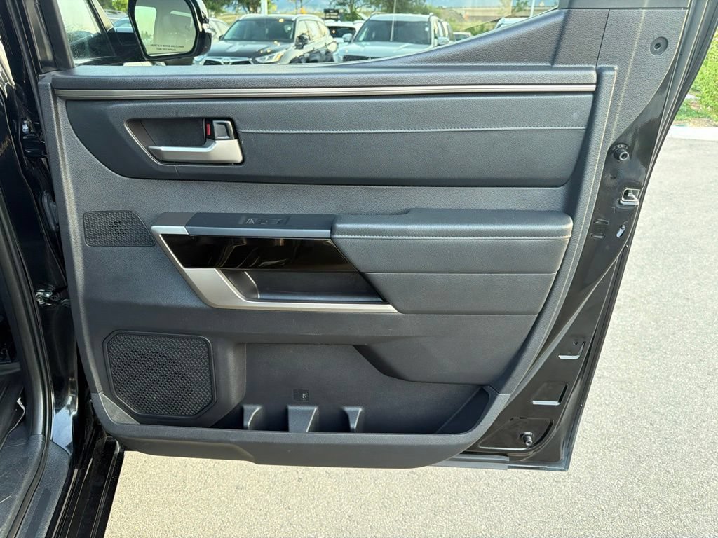 Used 2022 Toyota Tundra Limited AWD/4WD image 14