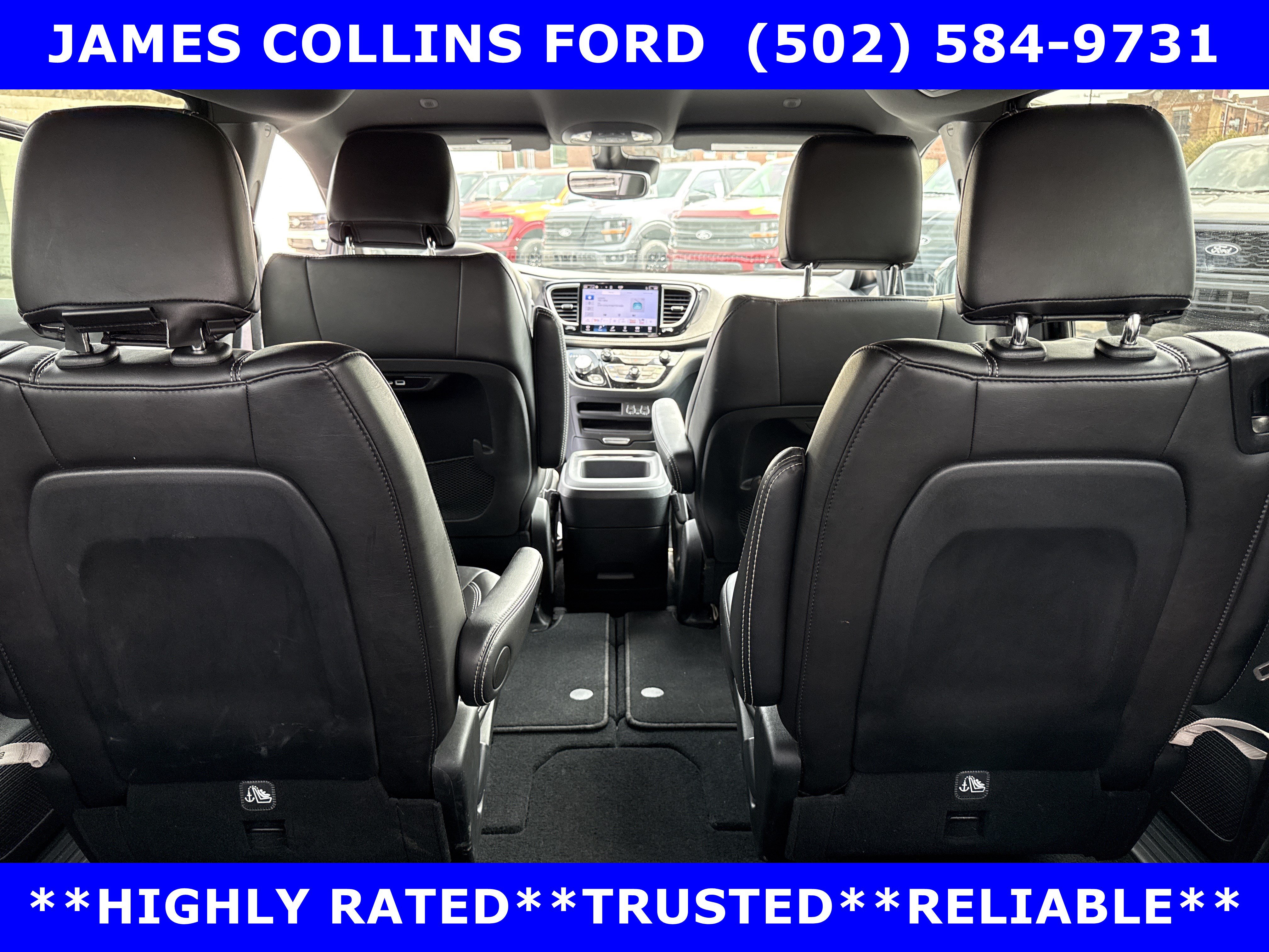 Used 2025 Chrysler Pacifica Select FWD image 24