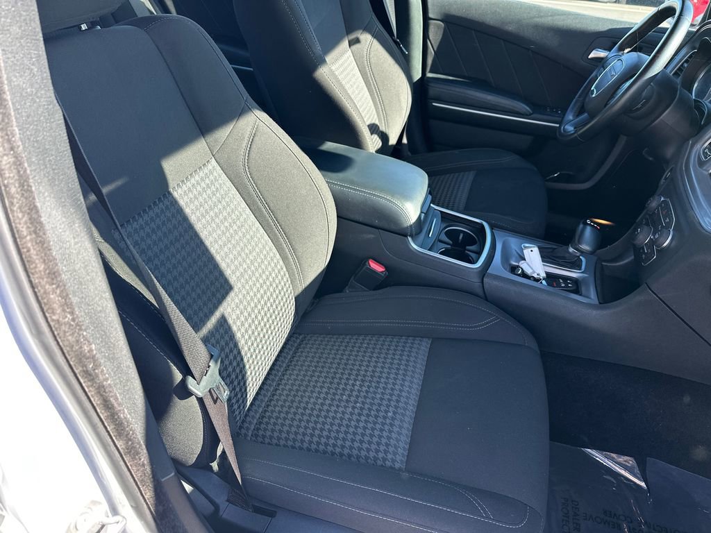 Used 2023 Dodge Charger SXT image 13