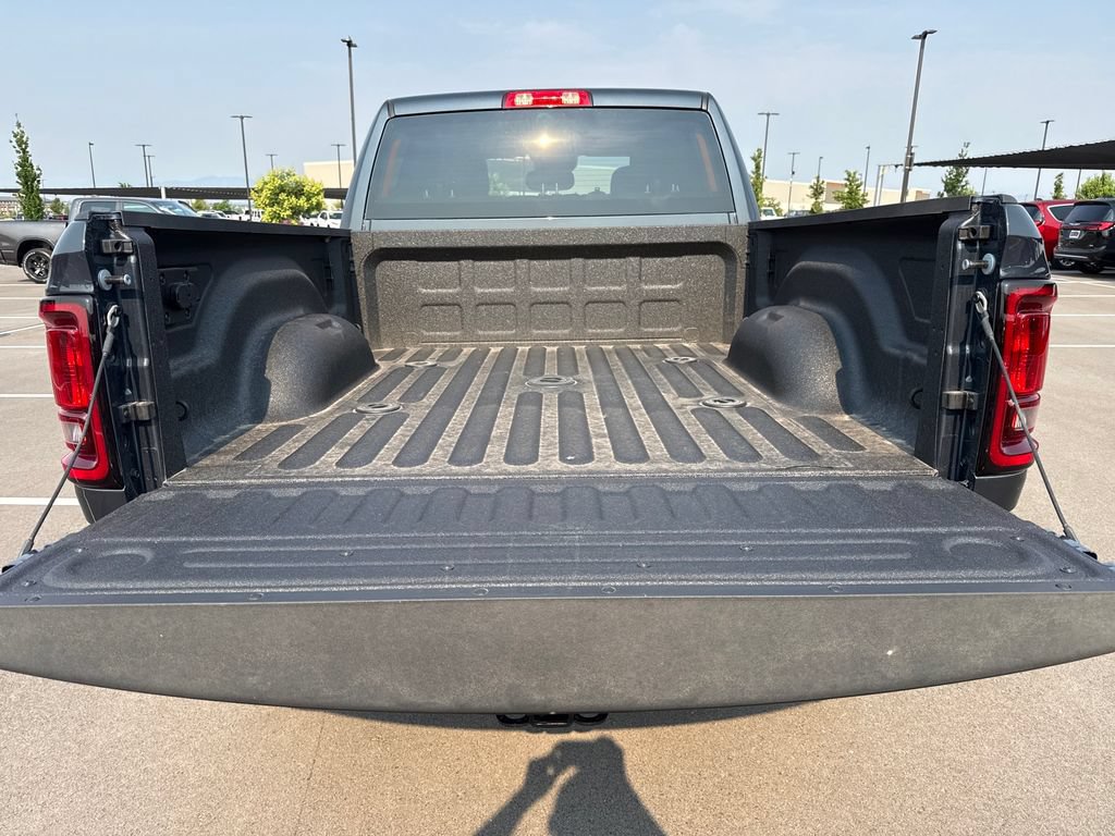 New 2026 RAM 2500 Big Horn AWD/4WD image 26
