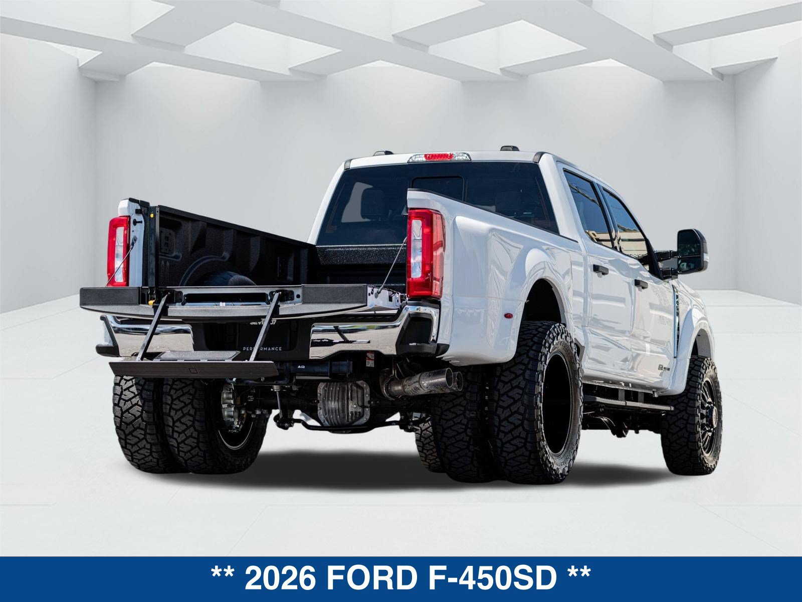 New 2026 Ford F450 XLT w/ FX4 Off-Road Package AWD/4WD image 28