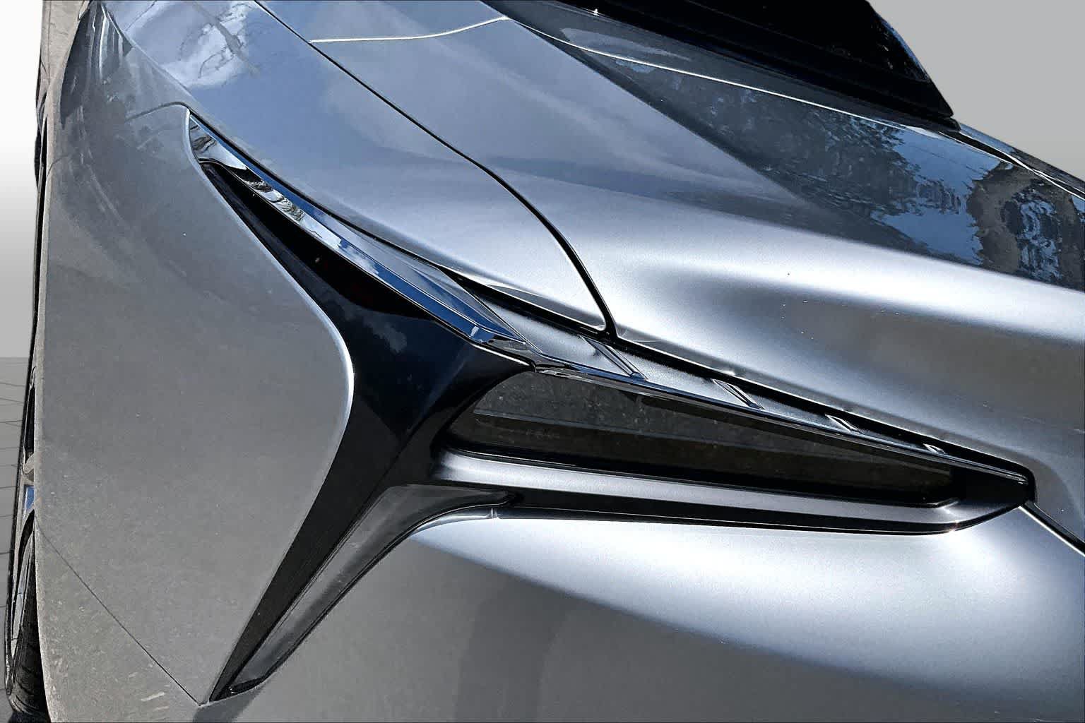 Used 2021 Lexus LC 500 Convertible w/ Touring Package RWD image 29