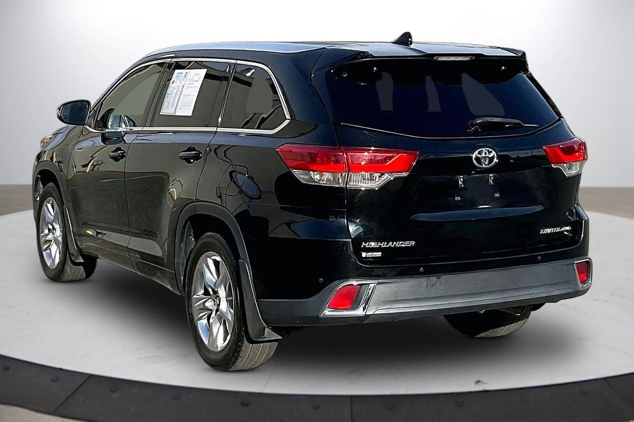 Used 2018 Toyota Highlander Limited image 7