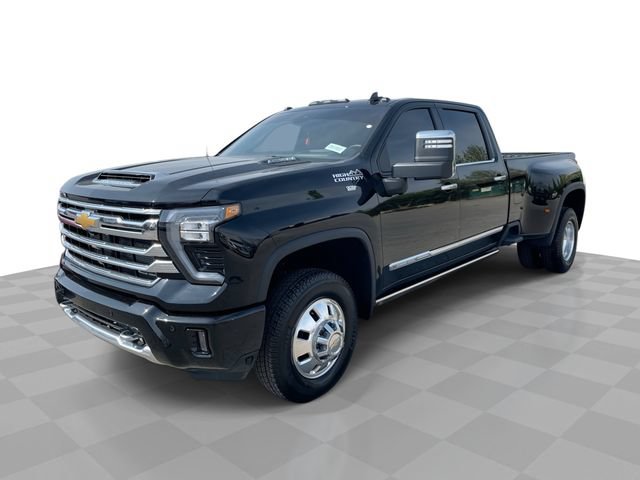 Used 2026 Chevrolet Silverado 3500 High Country w/ Technology Package AWD/4WD video 1