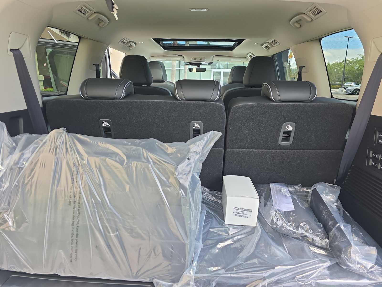 New 2026 INFINITI QX80 Luxe w/ Cargo Package image 26