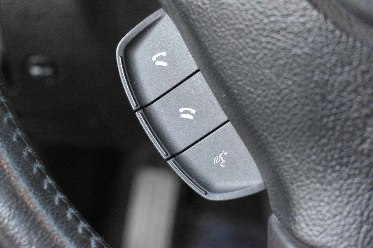 Used 2012 Subaru Forester 2.5X Limited image 22