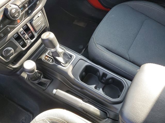 Used 2024 Jeep Wrangler Sahara image 24