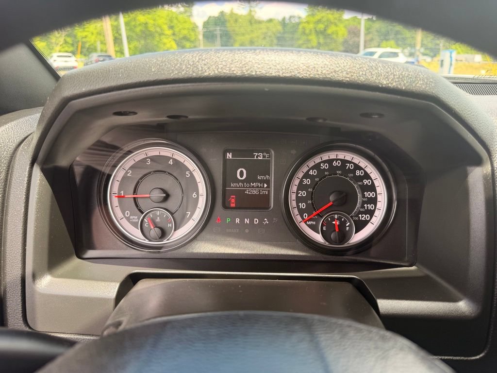 Used 2024 RAM 1500 Warlock AWD/4WD image 17