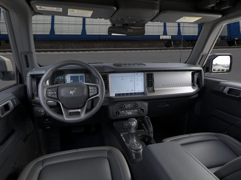 New 2025 Ford Bronco Outer Banks image 9