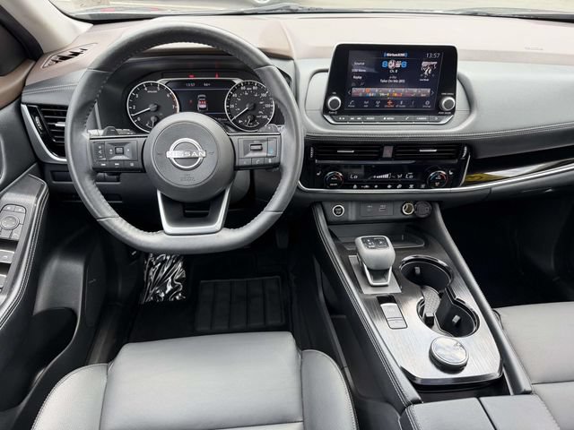 Used 2023 Nissan Rogue SL AWD/4WD image 18