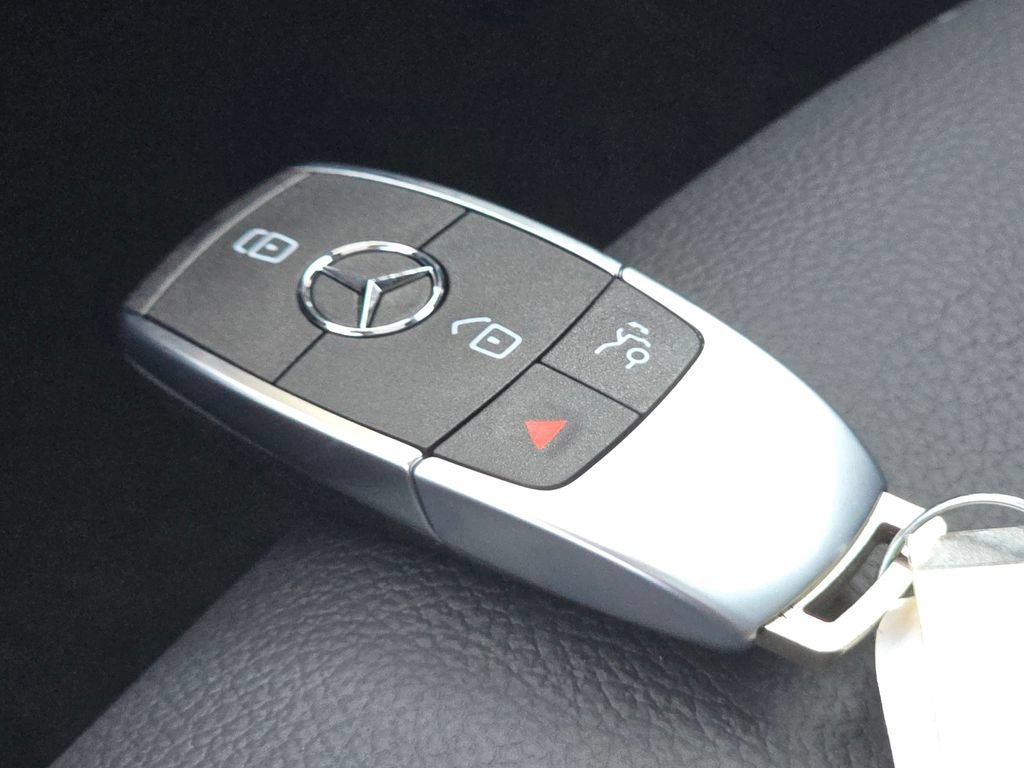 New 2026 Mercedes-Benz GLA 250 4MATIC image 36