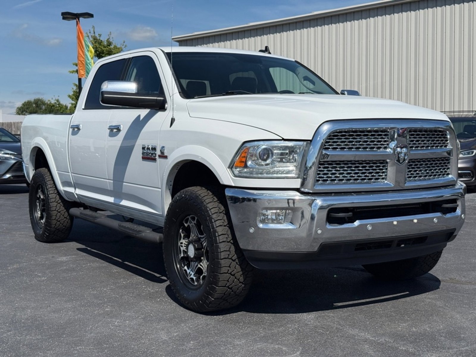 Used 2017 RAM 2500 Laramie image 2