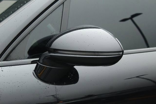 Used 2019 Porsche Cayenne Turbo image 14