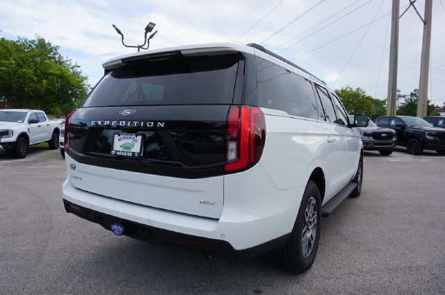New 2026 Ford Expedition Max Active RWD image 7
