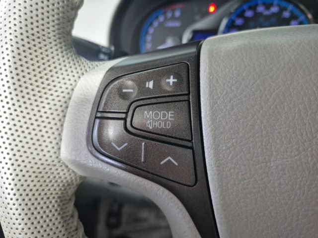 Used 2013 Toyota Sienna XLE FWD image 10