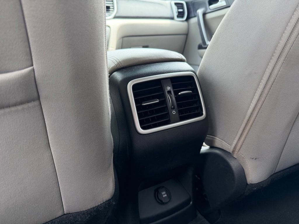 Certified 2022 Kia Sportage LX FWD image 29