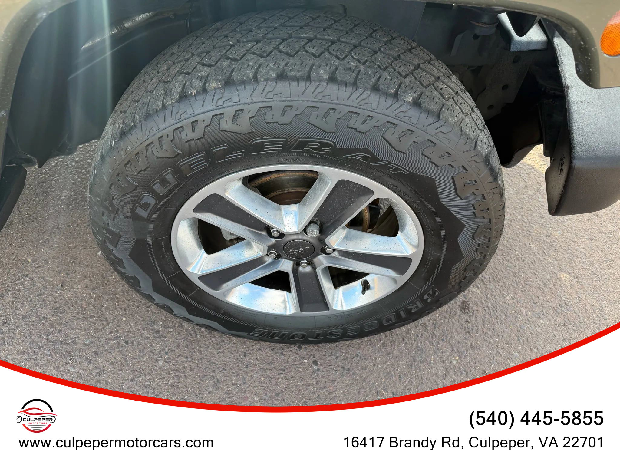 Used 2016 Jeep Wrangler Unlimited Sahara w/ Dual Top Group image 21