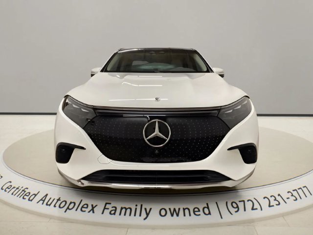 Used 2024 Mercedes-Benz EQS 450+ SUV image 8