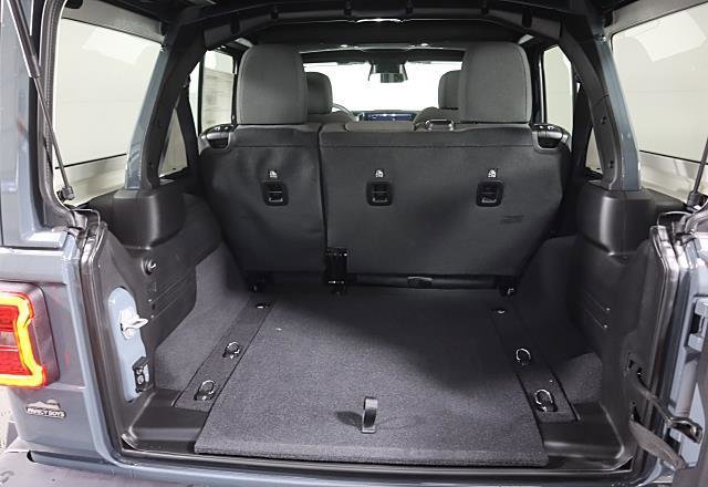New 2026 Jeep Wrangler Unlimited Rubicon w/ Safety Group image 7