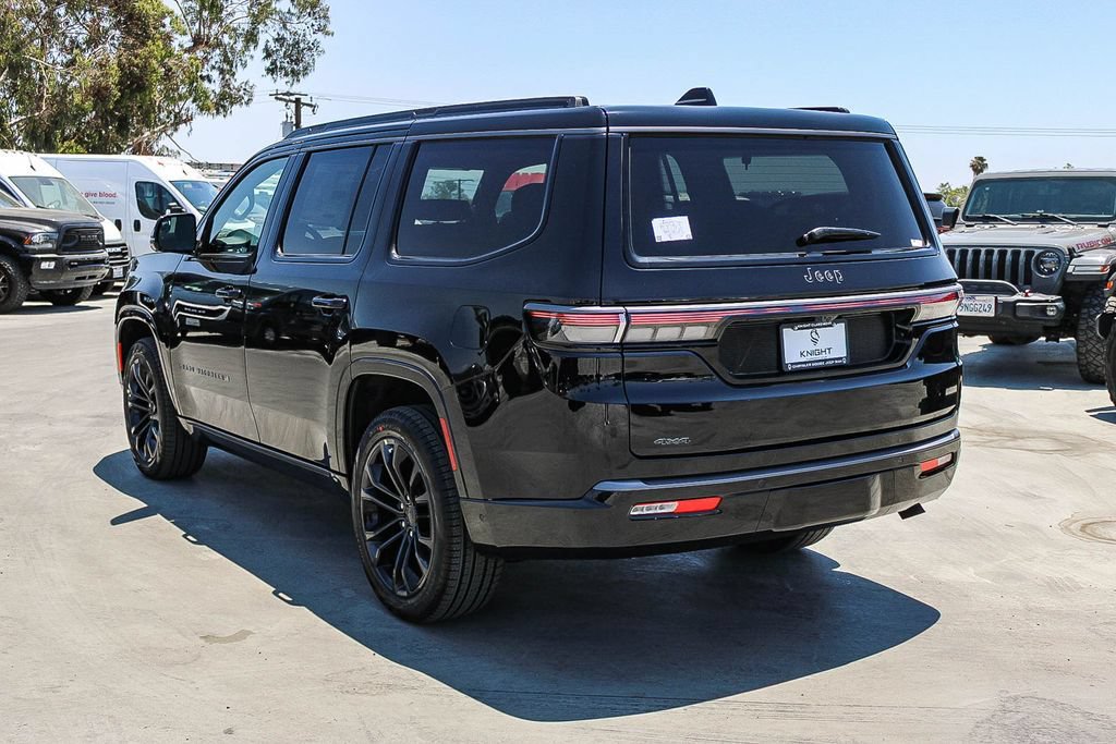 New 2026 Jeep Grand Wagoneer Summit w/ HD Trailer Tow Package AWD/4WD image 7