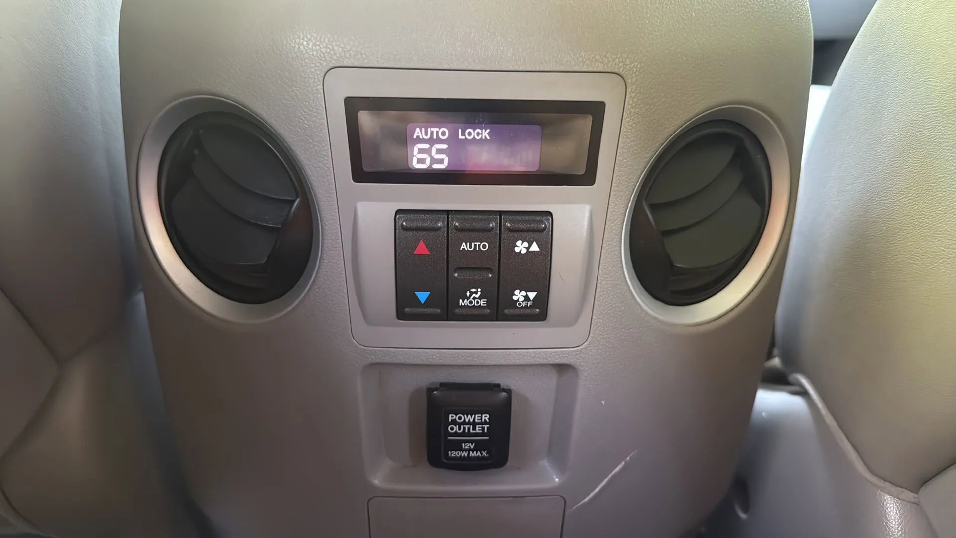 Used 2009 Honda Pilot EX-L image 27