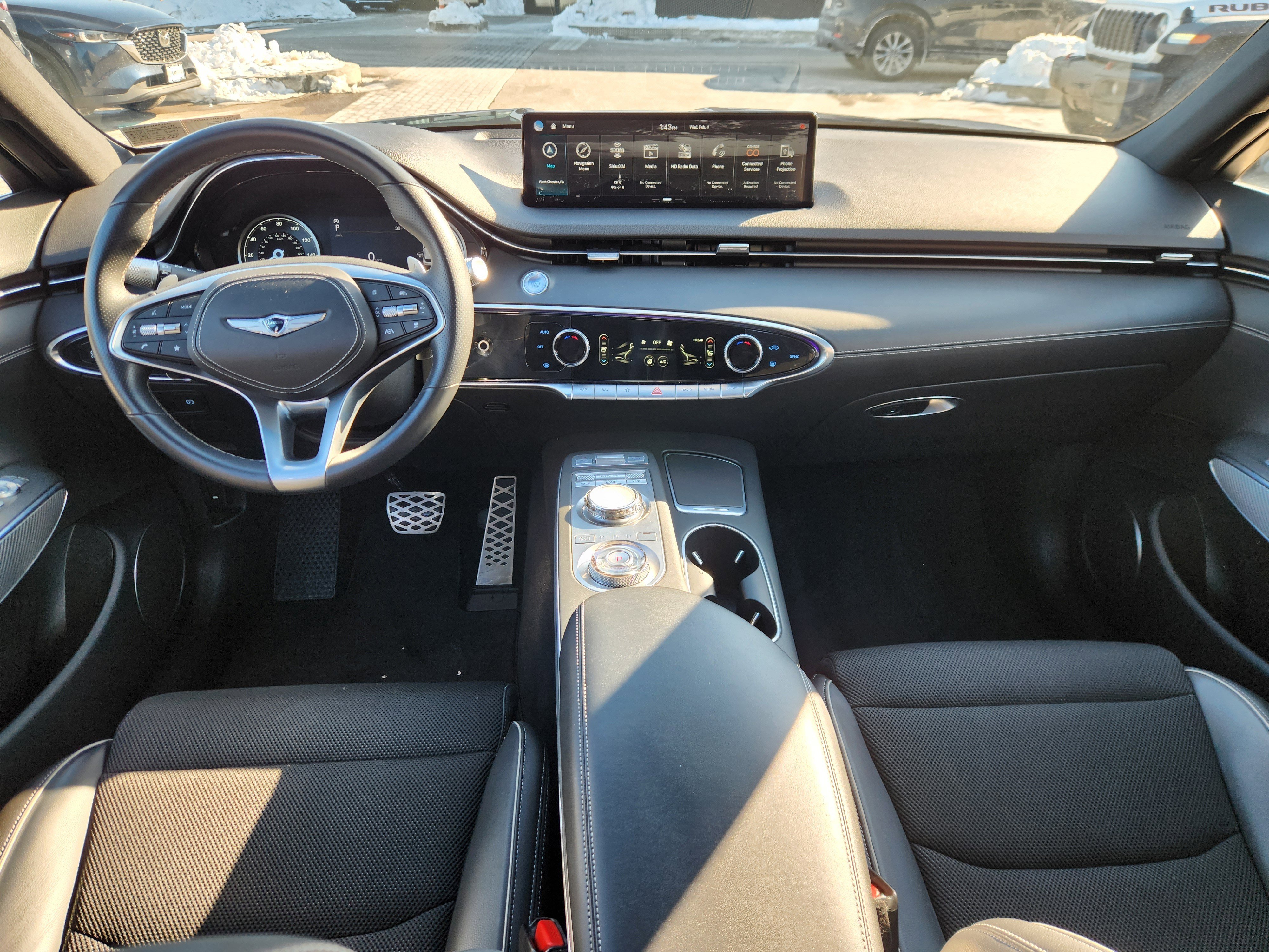 Used 2024 Genesis GV70 3.5T Sport image 8