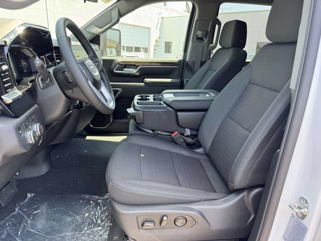 New 2026 GMC Sierra 3500 SLE w/ Preferred Package AWD/4WD image 7