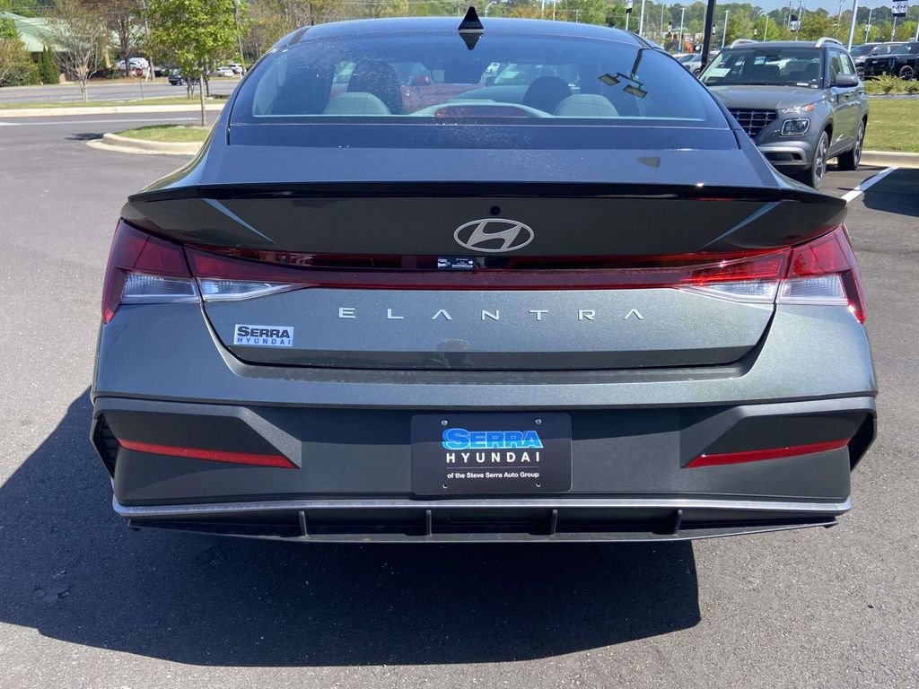 Certified 2026 Hyundai Elantra Sport image 4