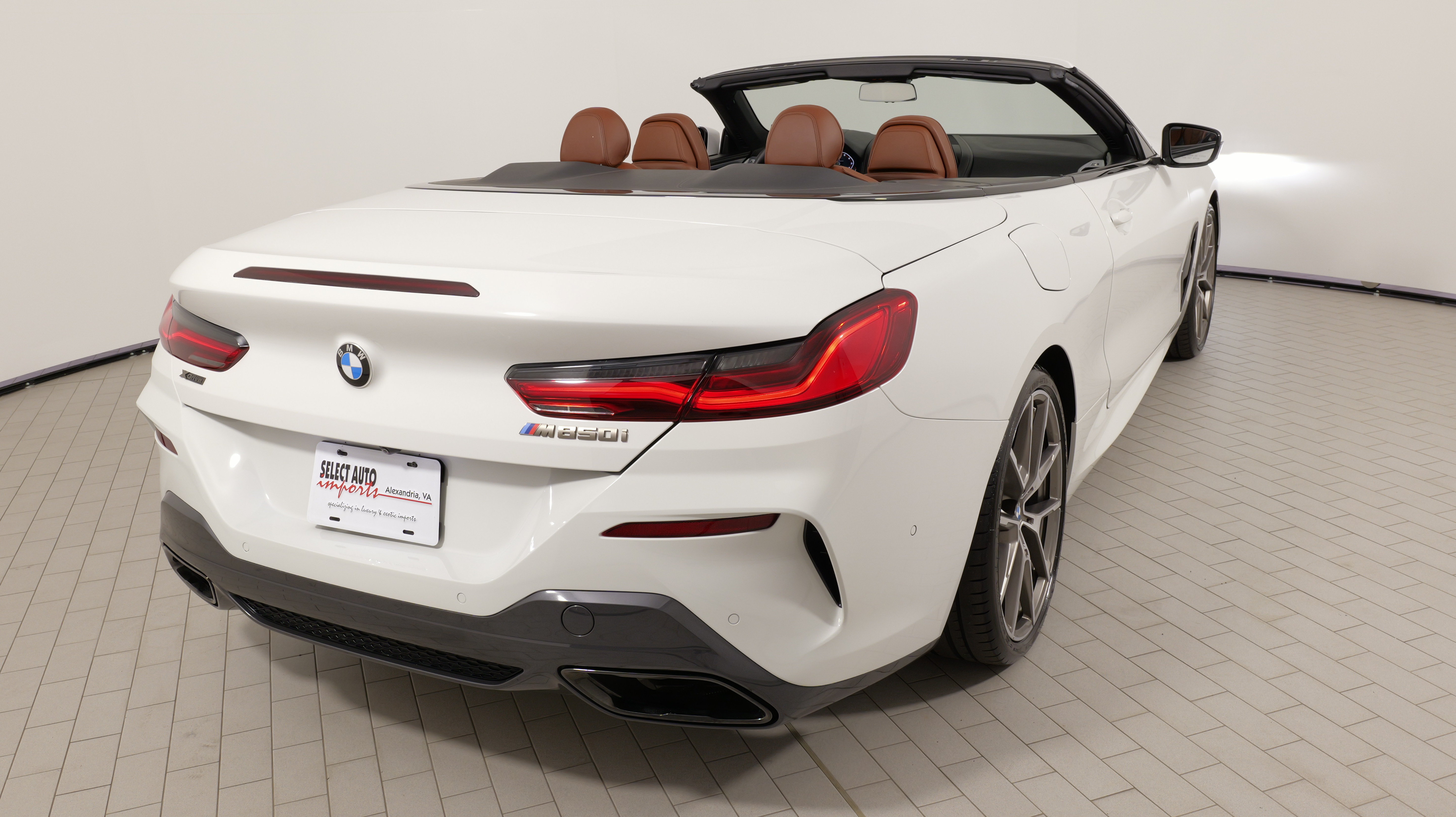 Used 2022 BMW M850i xDrive Convertible AWD/4WD image 14