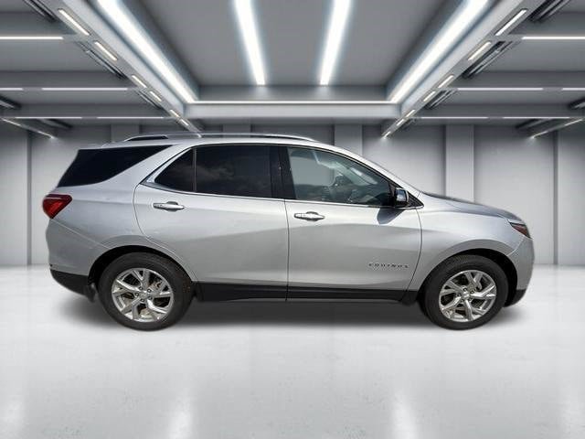 Used 2018 Chevrolet Equinox Premier AWD/4WD image 1