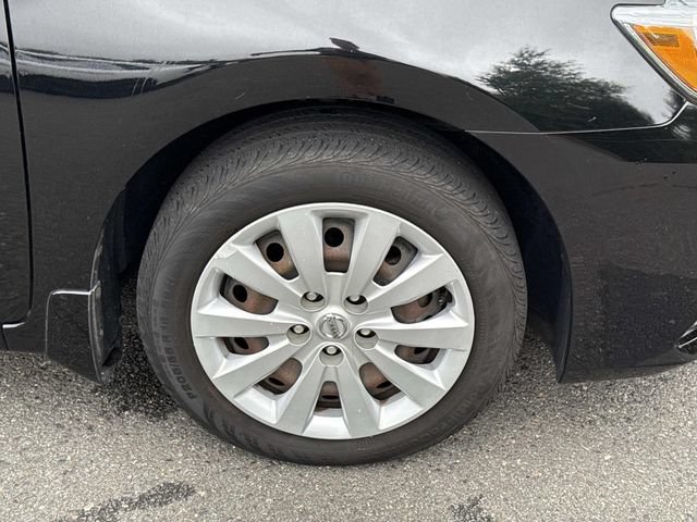 Used 2017 Nissan Sentra SV w/ Driver's Assist Package FWD image 7