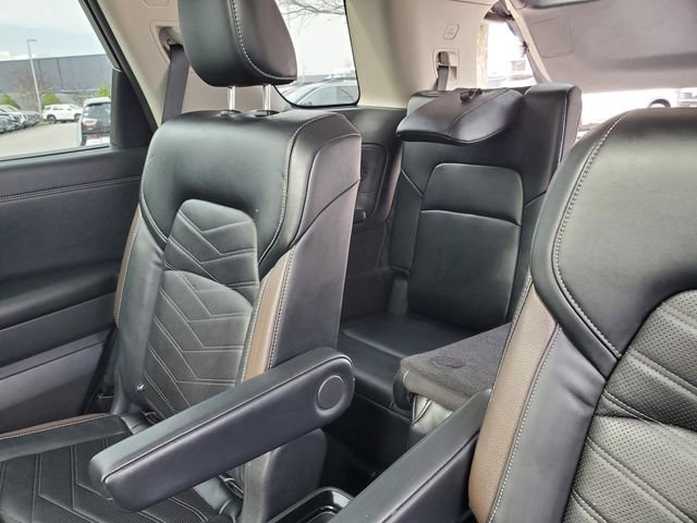 Used 2023 Nissan Pathfinder Platinum image 12