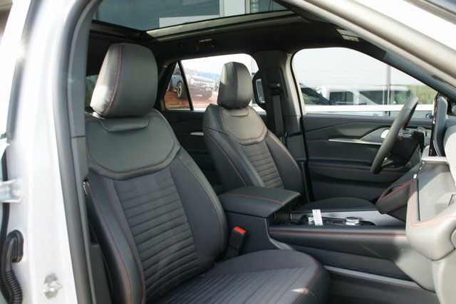 New 2026 Ford Explorer ST-Line w/ ST-Line Street Pack image 44