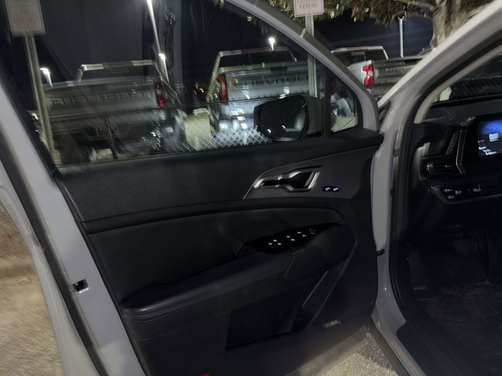 Used 2023 Kia Sportage SX image 34