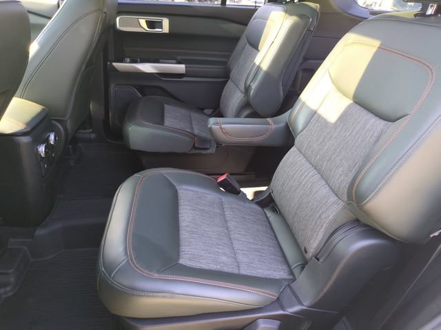 Used 2022 Ford Explorer Timberline w/ Timberline Technology Package AWD/4WD image 30