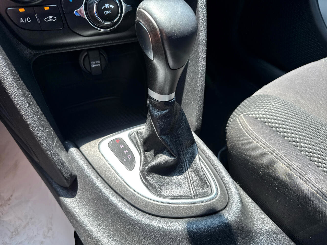 Used 2014 Dodge Dart SXT image 24