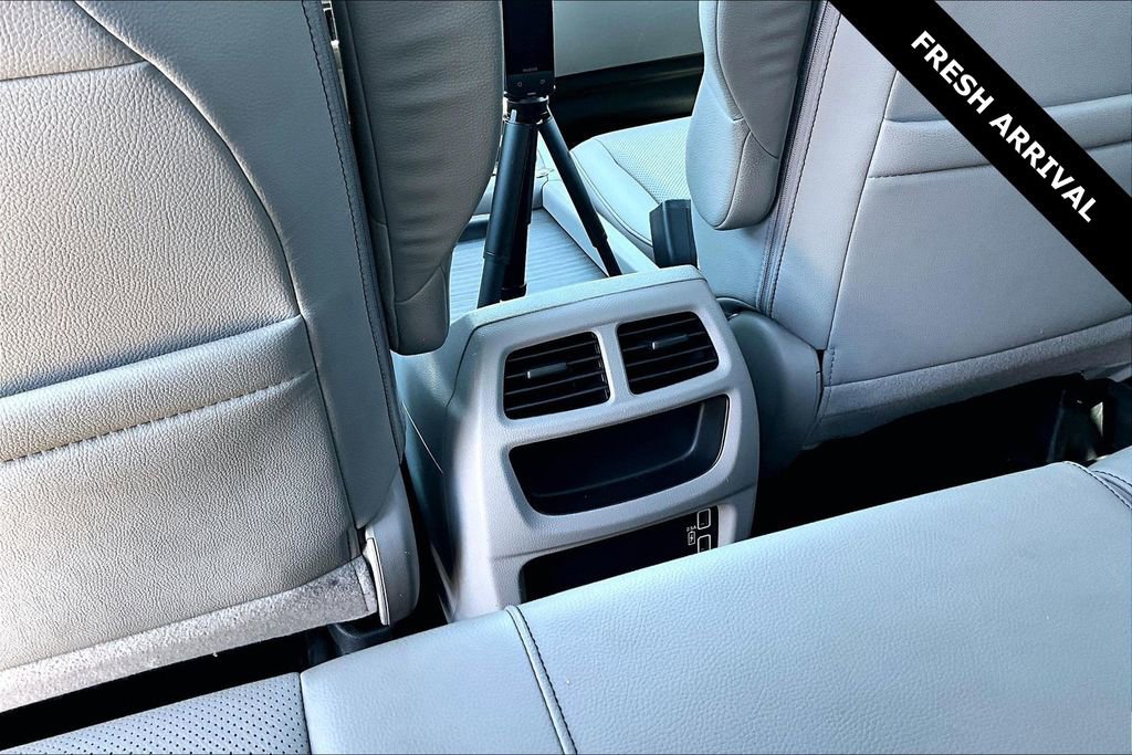 Used 2022 Honda Ridgeline RTL-E image 11